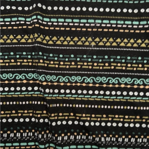 Women’s H&M Tank Top Size Medium - Picture 2 of 3